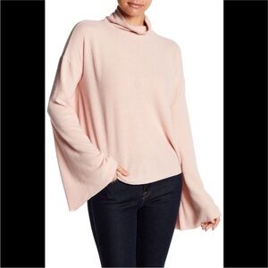 Abound Women's Pink Sweater